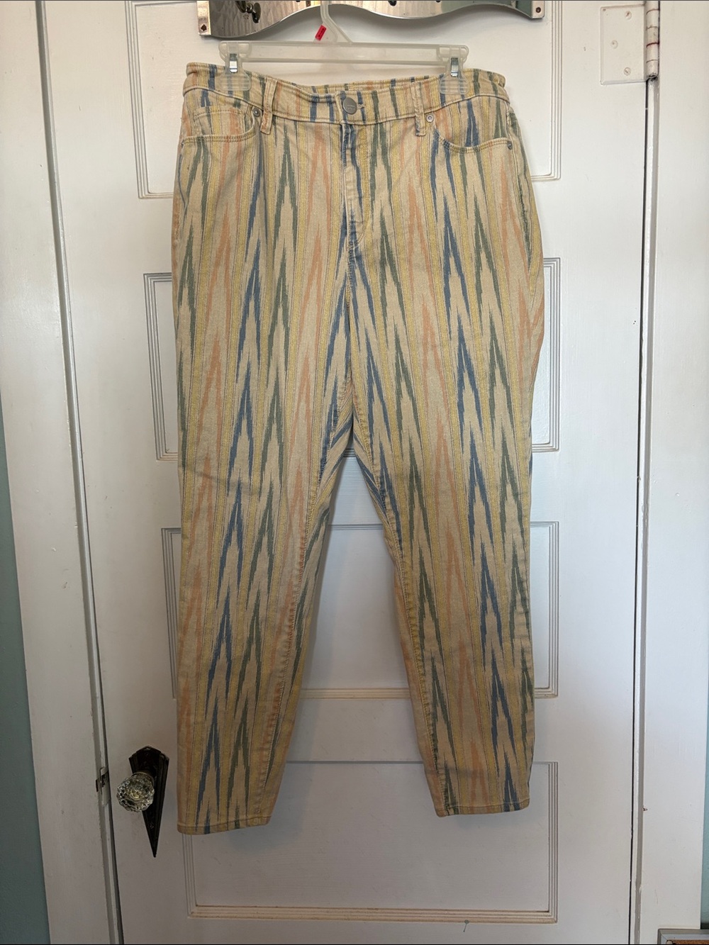 LOFT Multi-Color Patterned Curvy Skinny Ankle Jeans Size 30/10